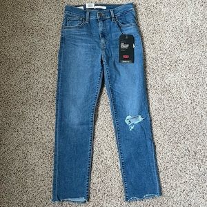 Levi’s Sculpt Hypersoft 724 Highrise Straight Cropped Distressed Jeans (26)